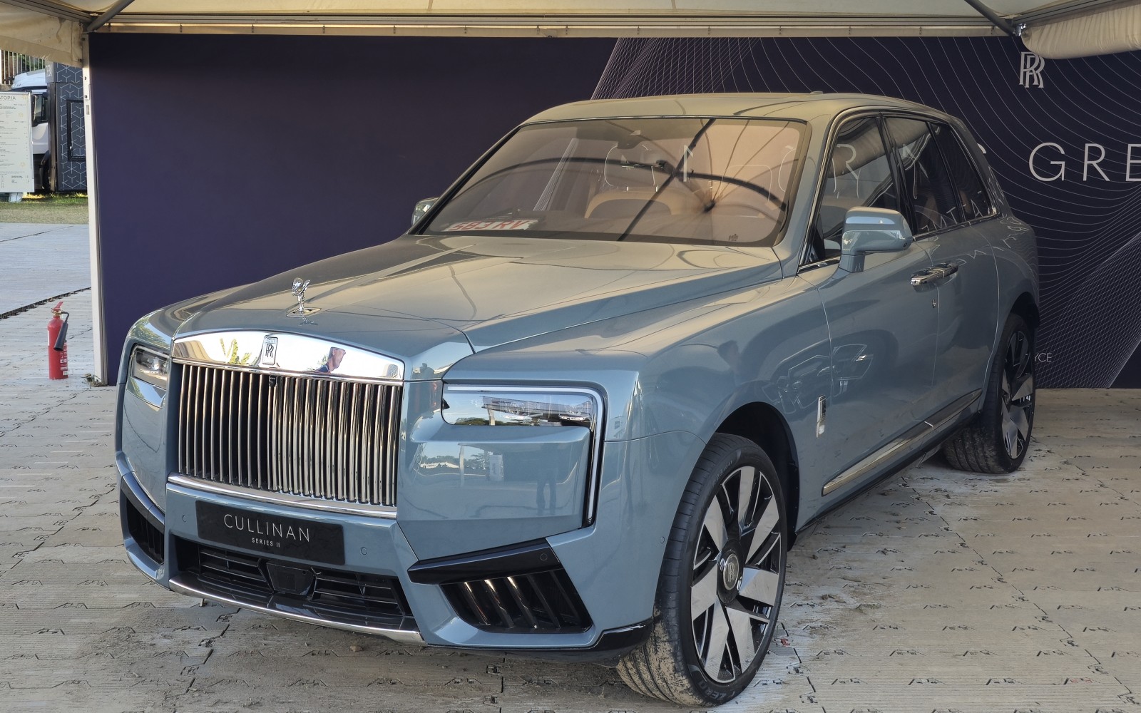 Rolls Royce di Kuta